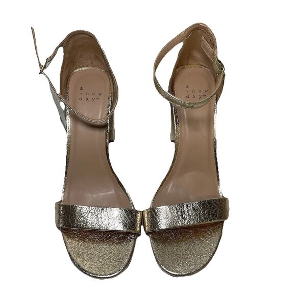 A New Day Women's Size 8 Shelly Open Toe Heels with Memory Foam Gold - Picture 4 of 7